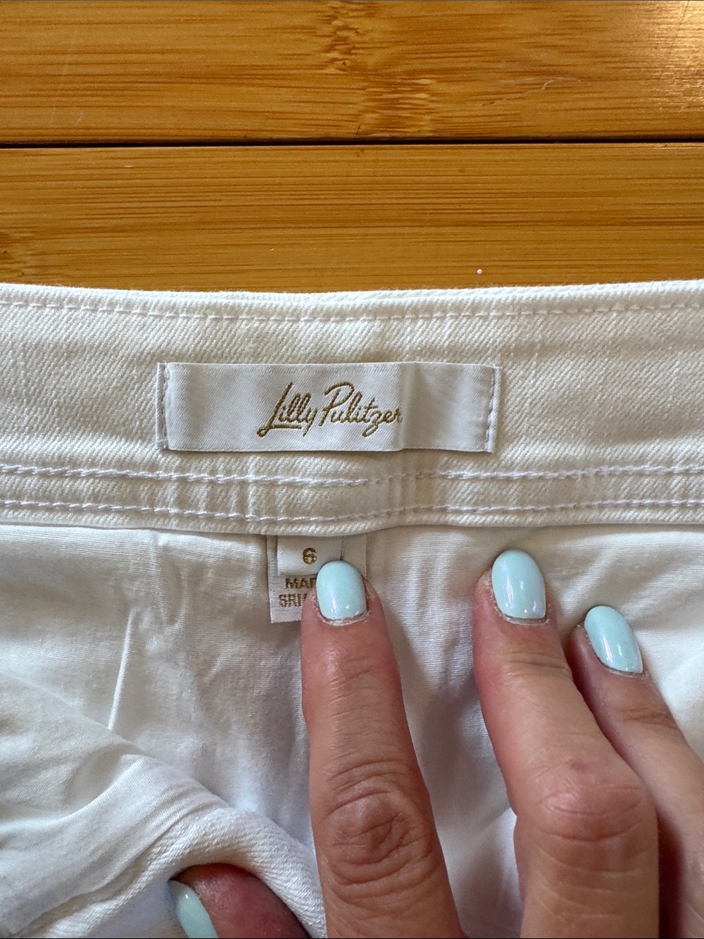 Lilly Pulitzer White Scallop-Hem Skort with Gold Button - Picture 5 of 5